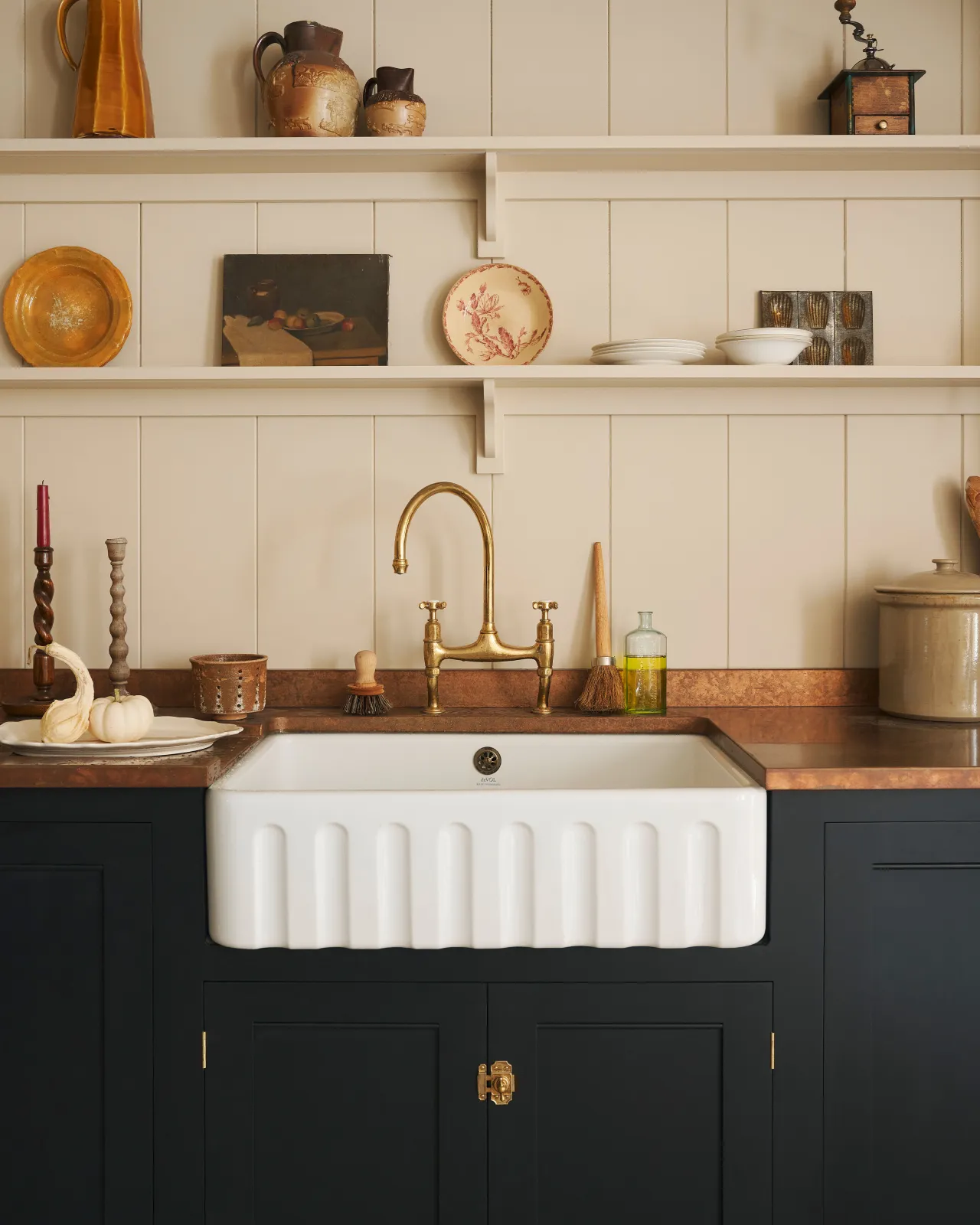 DeVOL Large Fluted Belfast Sink DeVOL Kitchens DeVOL Large Fluted Belfast Sink DeVOL Kitchens
